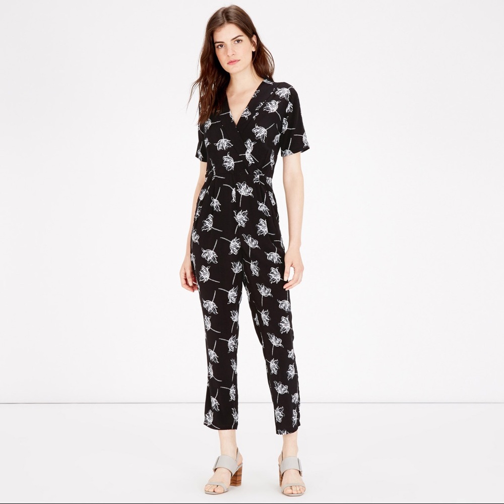 Floral Black and White Jumpsuit Size UK 6 US 2
